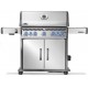 Churrasqueira a gás Napoleon Rogue® PRO-S 625 RSIB em aço inoxidável SIZZLE ZONE™ 7 com queimador lateral e traseiro